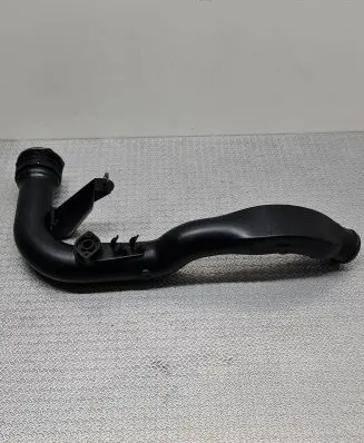 Audi A4 S4 B7 8E 8H Intercooler hose/pipe 8E0145762G