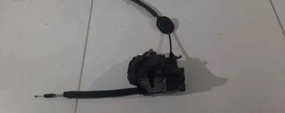 Renault Zoe Rear door lock 825037100R 40717235