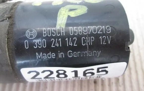 Opel Vectra B Front wiper linkage and motor