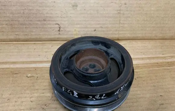 BMW X1 F48 F49 Crankshaft pulley 8602800