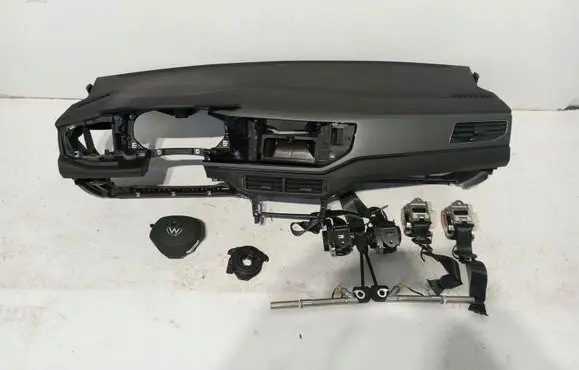 Volkswagen Taigo Radio/GPS head unit trim