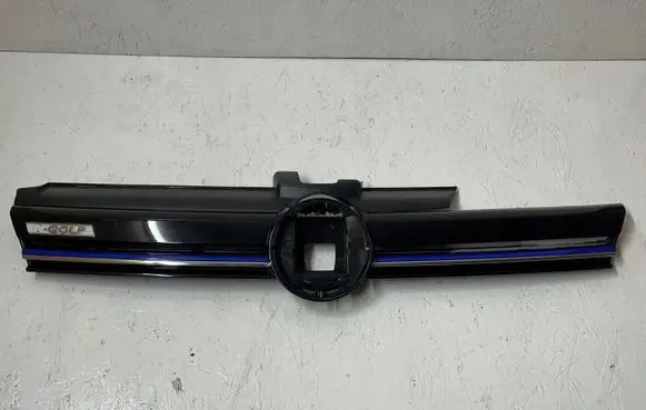 Volkswagen Golf VII Front bumper upper radiator grill 5G0853653T