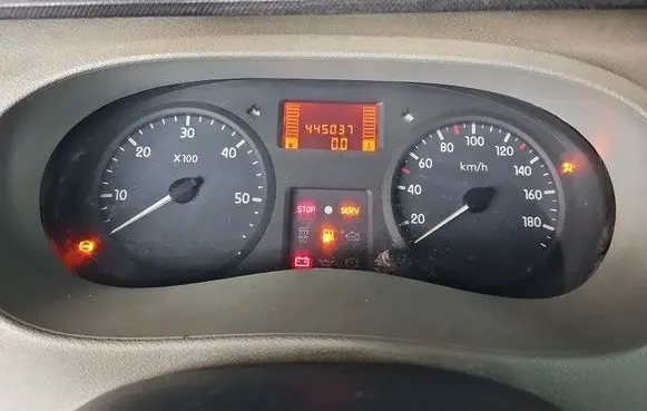 Speedometer (instrument cluster)