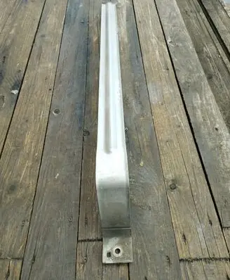 Chrysler Pacifica Fuel tank mounting bracket 