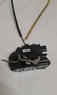 Audi A6 S6 C5 4B Rear door lock 4B0839016G