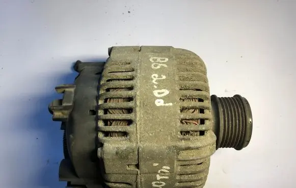 Volkswagen PASSAT B6 Generator/alternator 021903026L