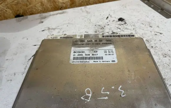 Mercedes-Benz S W220 ESP (stability system) control unit 2205451832 0265109602