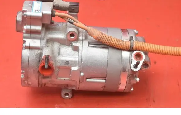 Tesla Model S Air conditioning (A/C) compressor (pump) 1063369-00-J