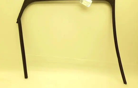 Nissan Qashqai J12 Rubber seal rear door window/glass 