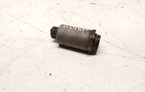BMW 5 E39 Camshaft vanos timing valve 1432532