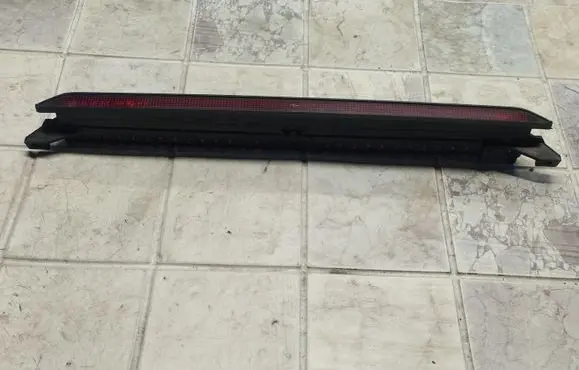 Volkswagen PASSAT B5.5 Third/center stoplight 1J6945097D