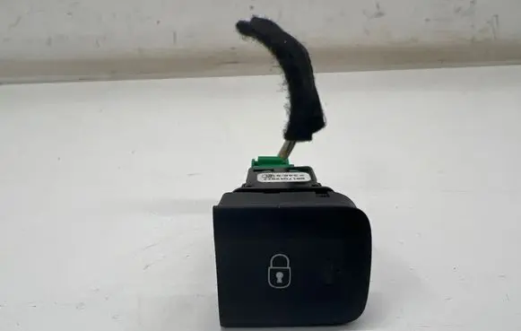 Citroen Berlingo Central locking switch button 9817042977