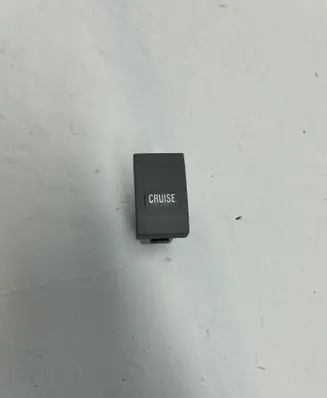 KIA Sorento Cruise control switch 932103E01050430