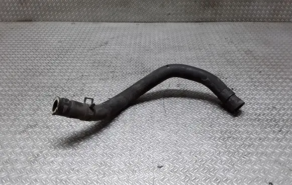 Toyota Avensis Verso Engine coolant pipe/hose