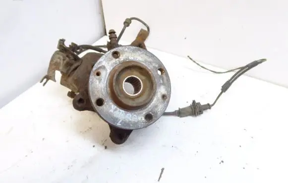 Citroen Xsara Front wheel hub spindle knuckle