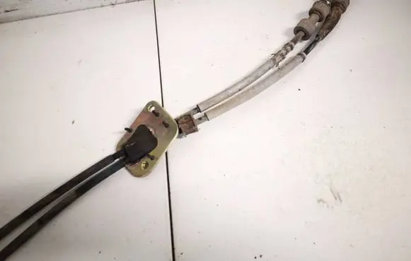 Toyota Corolla E120 E130 Gear shift cable linkage 