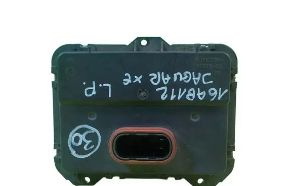 Jaguar XE LED ballast control module 5DF01181840