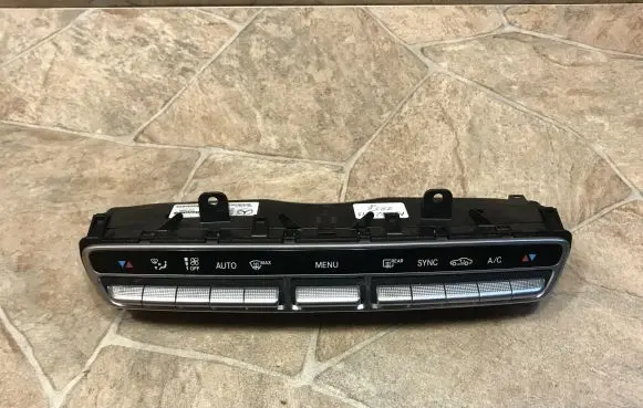 Mercedes-Benz C W205 Interior fan control switch A2059058105