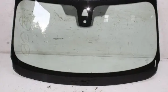 BMW X2 F39 Front windscreen/windshield window 7428718