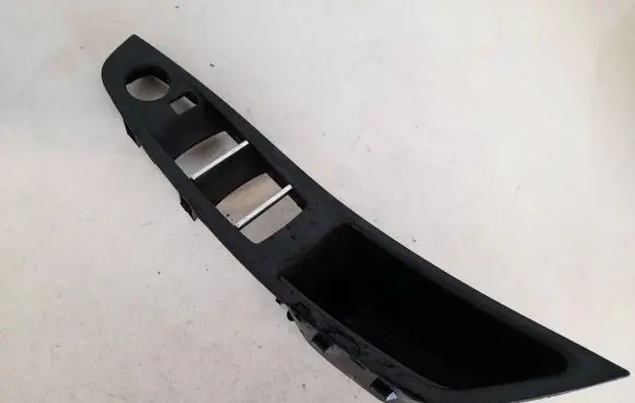 BMW 5 GT F07 Front door window switch trim 9183538 9183540