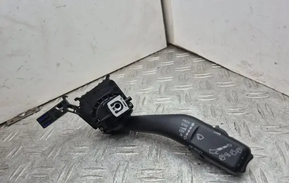 Skoda Octavia Mk2 (1Z) Wiper control stalk 1K0953519J