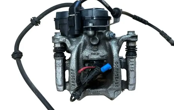 BMW 2 Active Tourer U06 Rear brake caliper 6891066 8837110