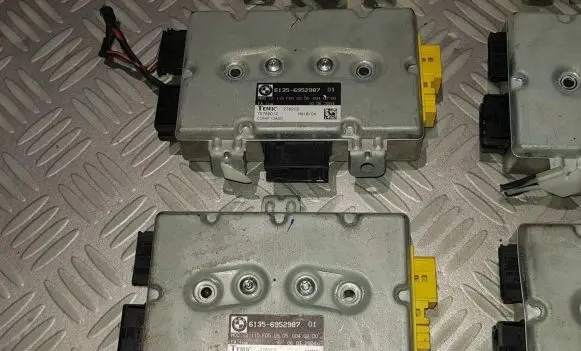 BMW 5 E60 E61 Door control unit/module 6952987