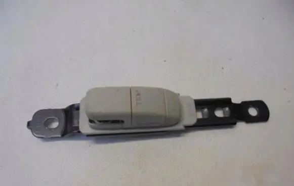 Nissan Juke I F15 Seat belt adjustment rail 86885JD00A