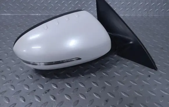 KIA Optima Front door electric wing mirror 876202T240