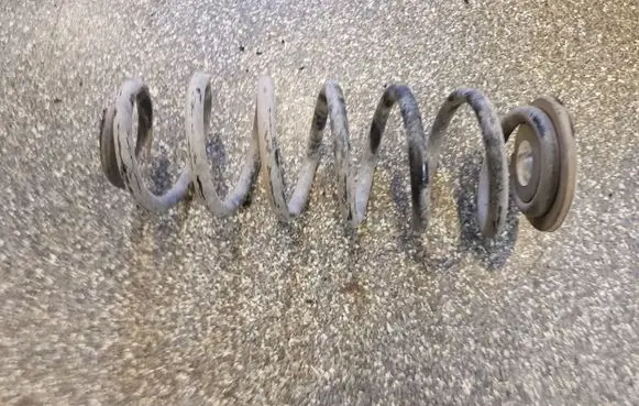 Volkswagen PASSAT CC Rear coil spring