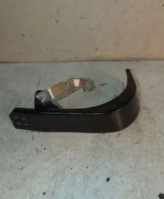 Audi A8 S8 D3 4E Fender mounting bracket 4E2857195C