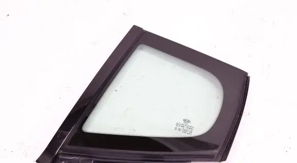 KIA Stinger Sliding door window/glass 83573-J5000