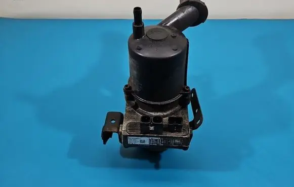 Peugeot 5008 Power steering pump A5100992C IMPRK1527355