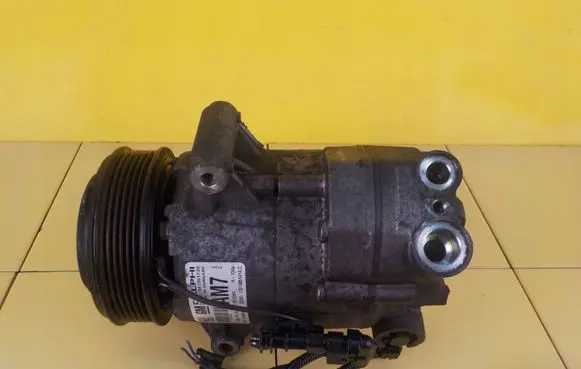 Opel Astra J Air conditioning (A/C) compressor (pump) 13450516