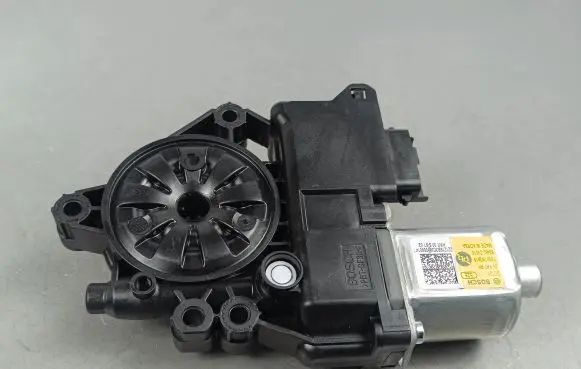 KIA EV6 Front door window regulator motor 82460CV010