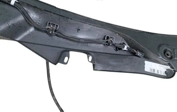 Mercedes-Benz CLS C218 X218 Wiper trim a2128301313