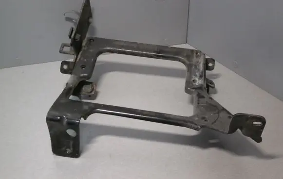 Fiat Freemont Other engine part 05146669AA 68081155AE