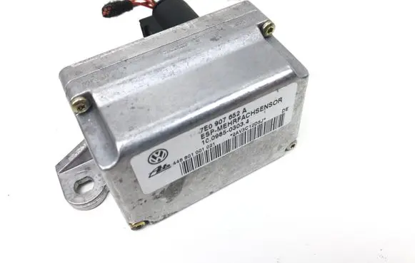 Volkswagen Touareg I ESP acceleration yaw rate sensor 7E0907652A 10098503034 448801001021