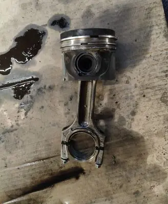 BMW 5 E60 E61 Piston with connecting rod 11257792745 11247798368