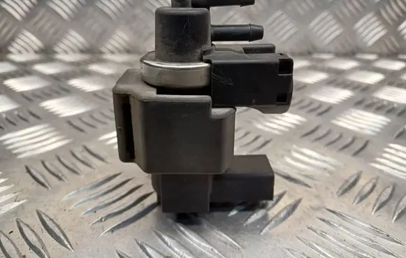 Audi A6 S6 C6 4F Turbo solenoid valve 059906628A 059906629A