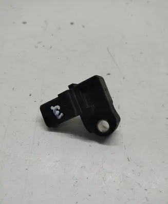 BMW 5 G30 G31 Air pressure sensor 8637896