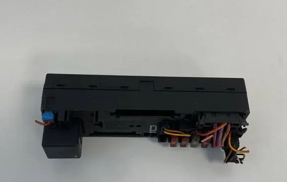 Mercedes-Benz CLS C219 Fuse box set A0005400372 501413 05376120