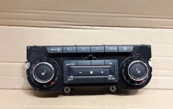 Skoda Octavia Mk2 (1Z) Climate control unit 3T0907044BE