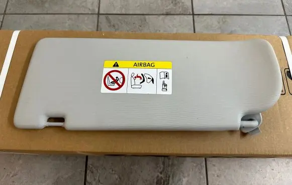 Volkswagen Amarok Sun visor