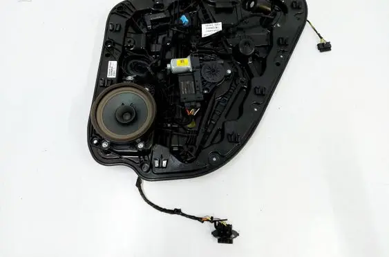 Volvo XC40 Rear door window regulator with motor 32353278