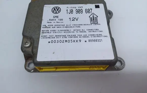 Volkswagen PASSAT B5 Airbag control unit/module 1J0909607