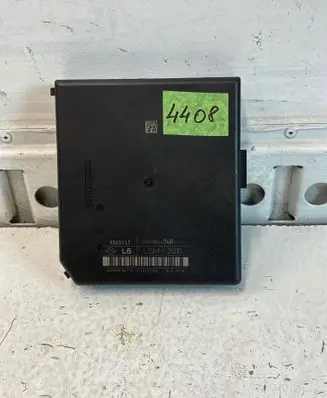 Renault Master III Fuse module 284B64474R 2410039264 519542F05