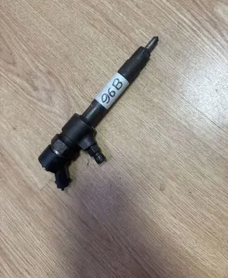 Alfa Romeo 156 Fuel injector 0445110119