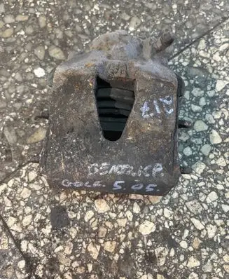 Volkswagen Golf V Front brake caliper