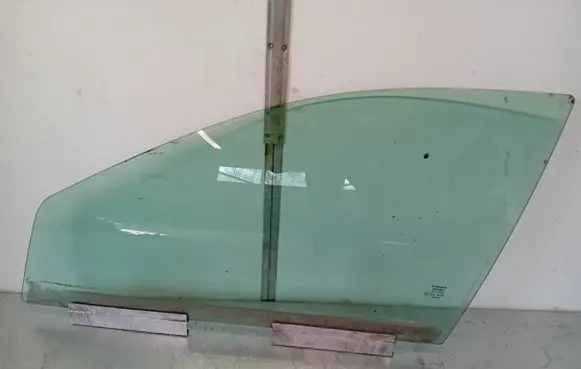 Volvo S60 Front door window glass four-door